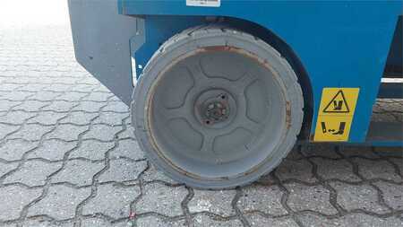 Podnośnik nożycowy 2016  Genie GS2632 (12)