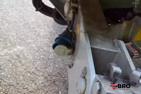 Plataforma remolcable 2005  OMME Lift 1830 EBZX (3)
