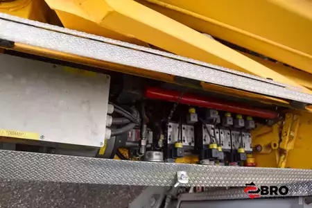 Plataforma remolcable 2005  OMME Lift 1830 EBZX (5)