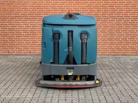 Sitte-på gulvvaskemaskiner 2021  Tennant M17 (3)