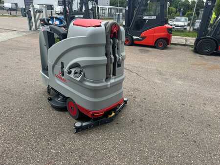 Spazzatrici uomo a bordo 2020  Comac Innova 85B Comfort (7)