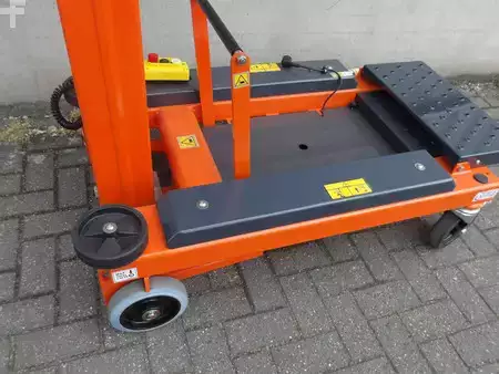 Muut 2025  JLG Nano 35 (8)