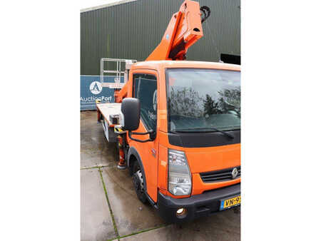 Truck mounted platform 2015 Renault MAXITY CMC PLA212 (6)