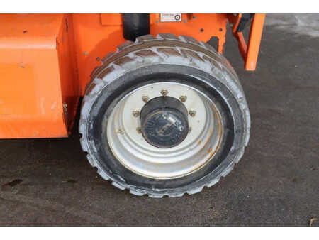 Scissor lift - JLG 3369LE (11)