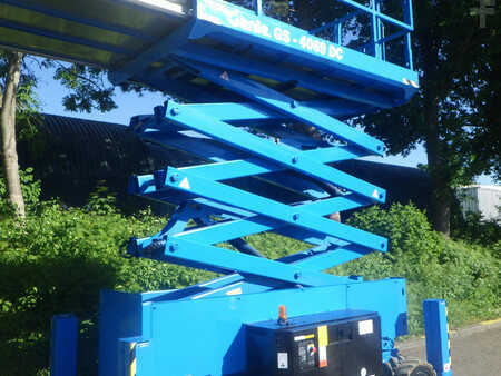 Scissor lift 2013  Genie GS-4069DC (10)