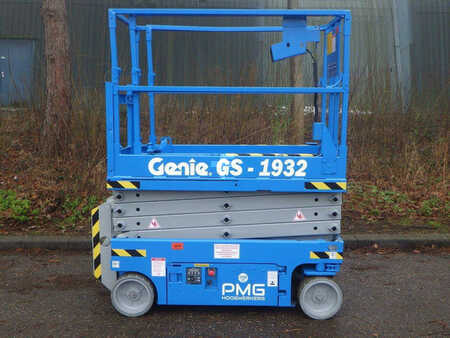 Scherenarbeitsbühne 2013 Genie GS-1932 (1)