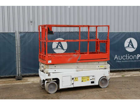 Piattaforme aeree a pantografo 2013  Genie GS-2032 (1)