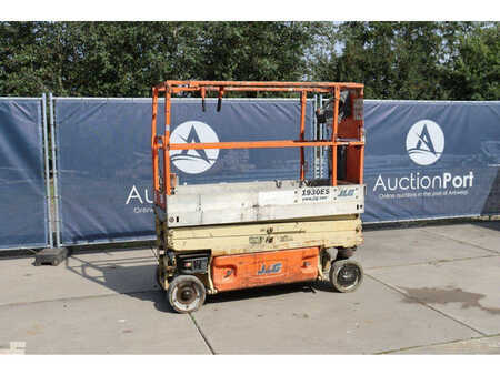 Scissor lift 2011  JLG 1930ES (1)