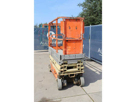 Scissor lift 2011  JLG 1930ES (4)