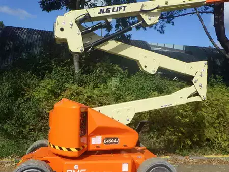Led arbejdsplatform 2011  JLG E450AJ (11)