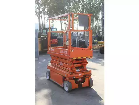 Ollós munka emelvény 2015  Skyjack SJIII-3219 (7)