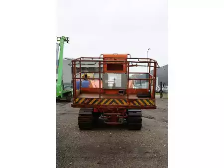 Teleszkópemelvény 2001  Aichi RZ150/IRZ500 (8)