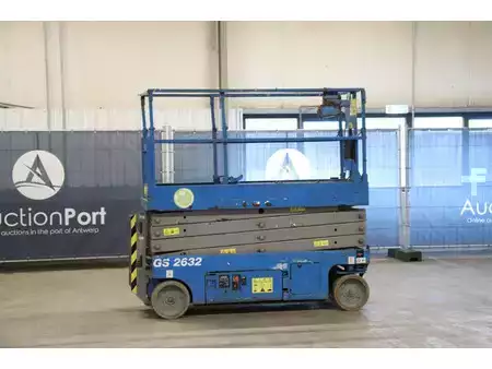 Schaarhoogwerker 2014  Genie GS 2632 (1)