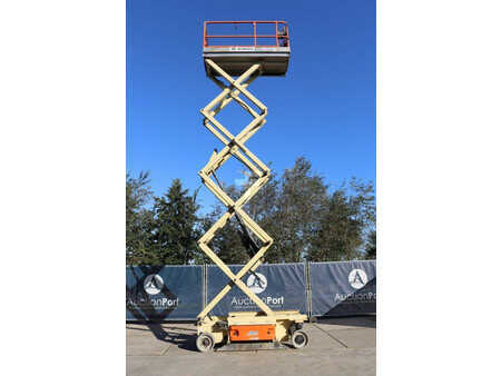 Piattaforme aeree a pantografo 2013  JLG 2646ES (21)