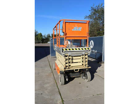 Scherenarbeitsbühne 2013  JLG 2646ES (4)