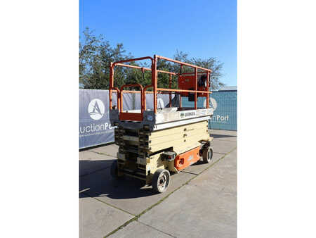 Scherenarbeitsbühne 2013  JLG 2646ES (9)