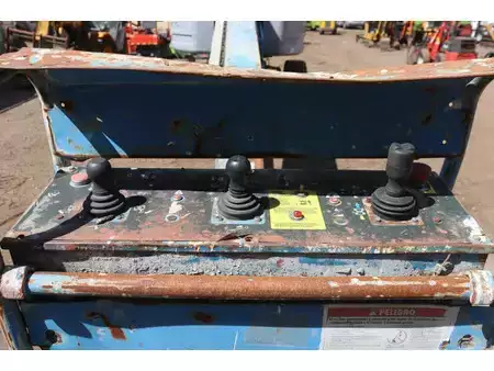 Telescopic Boom 2003  Genie S-65 (13)