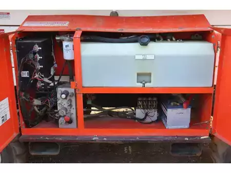 Pracovní plošina s nůžkovým zdvihem 2012  Snorkel S2770RT (27)
