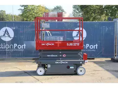 Ollós munka emelvény 2019  Skyjack SJIII-3219 (2)