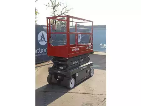Ollós munka emelvény 2019  Skyjack SJIII-3219 (9)