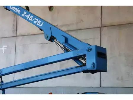 Nacelle articulée 2006  Genie Z-45/25 (28)