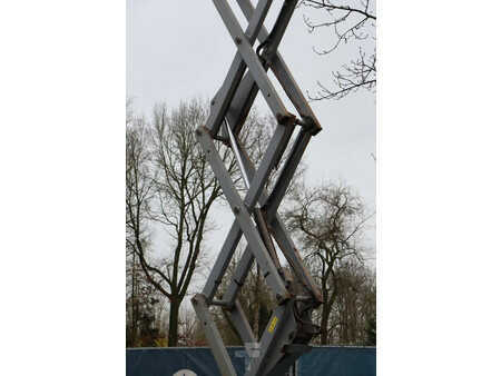 Scissor lift 2011  Genie GS-3246 (25)