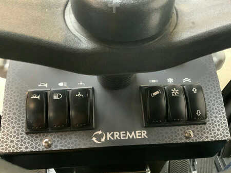 Pedestrian Sweeper 2024  Kremer KRS100 (11)