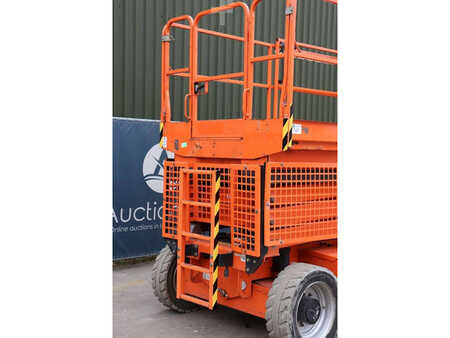 Scherenarbeitsbühne 2015  JLG 3369LE (9)