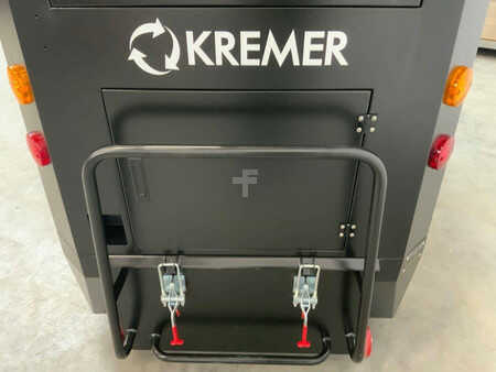 Pedestrian Sweeper 2024  Kremer KRS100 (16)