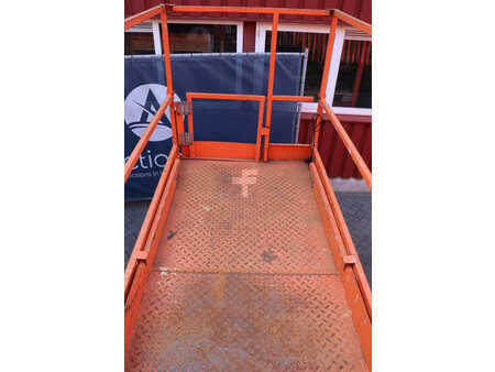 Piattaforme aeree a pantografo 2015  JLG 10RS (15)