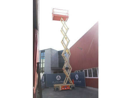 Piattaforme aeree a pantografo 2015  JLG 10RS (19)