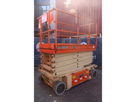 Scissor lift 2015  JLG 10RS (6)