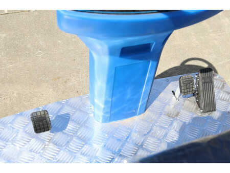 Pedestrian Sweeper - Sweep V-130 (15)