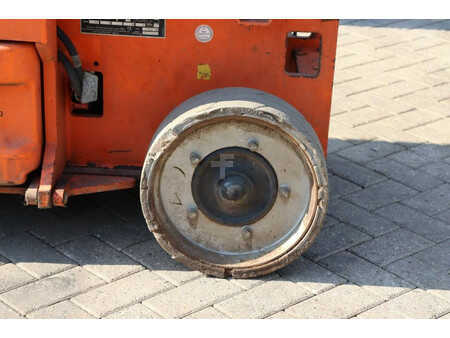 Scherenarbeitsbühne 2006  JLG 2030ES (12)