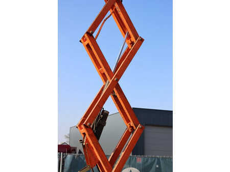 Scherenarbeitsbühne 2006  JLG 2030ES (25)