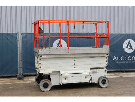Scissor lift 2014  JLG 2646 ES (1)