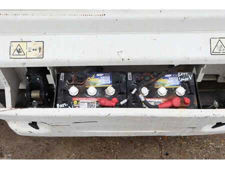 Piattaforme aeree a pantografo 2014  JLG 2646 ES (11)