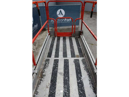 Piattaforme aeree a pantografo 2014  JLG 2646 ES (17)