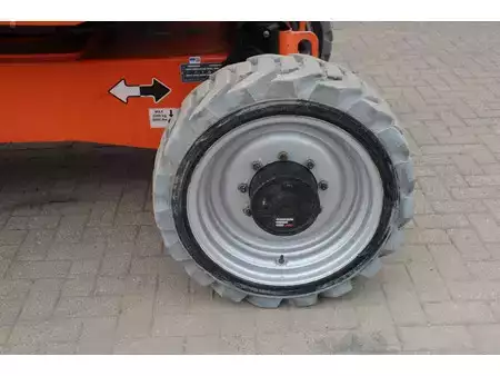 Articulated Boom - JLG H340AJ (20)