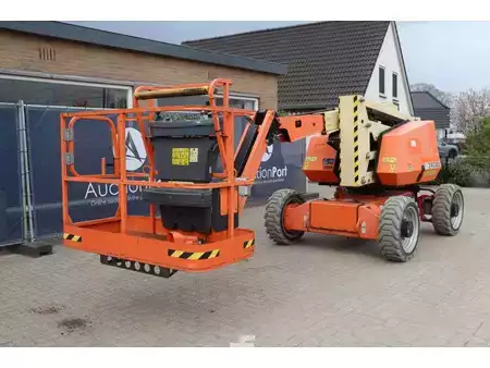 Articulated Boom - JLG H340AJ (9)