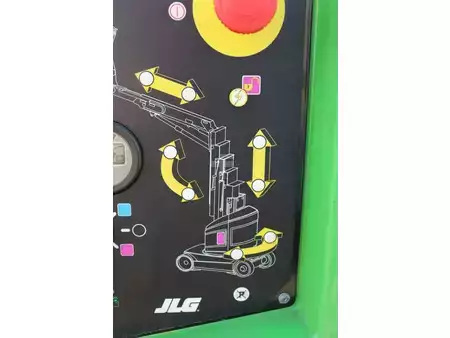 Altri 2013  JLG Toucan 12E Plus (28)