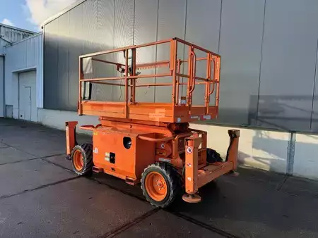 Scissors Lifts 2015  Skyjack SJ6832RT (2)