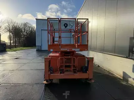 Scissors Lifts 2015  Skyjack SJ6832RT (3)