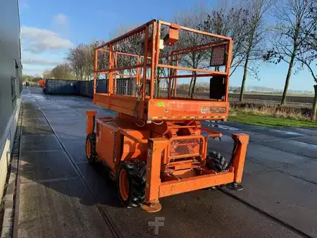 Scissors Lifts 2015  Skyjack SJ6832RT (4)