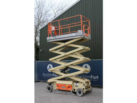 Piattaforme aeree a pantografo 2014  JLG 2646ES (23)