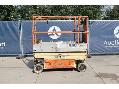 Scissor lift 2011  JLG 1930ES (2)