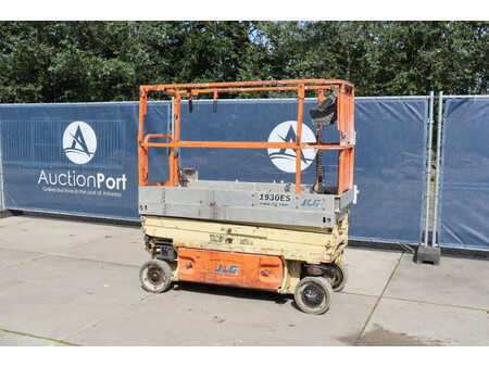 Scissor lift 2011  JLG 1930ES (3)