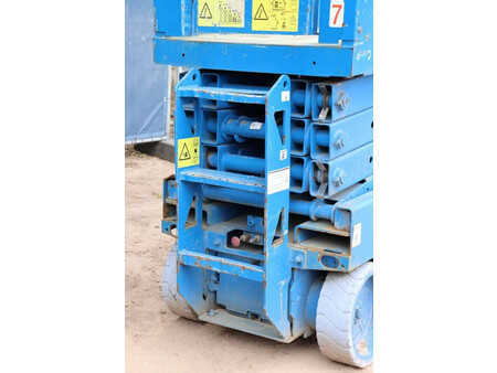 Scherenarbeitsbühne 2007  Genie GS-2632 (10)