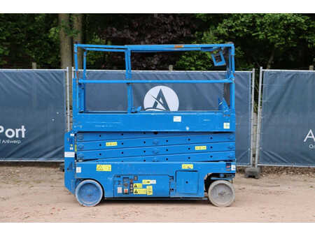 Scherenarbeitsbühne 2007  Genie GS-2632 (2)