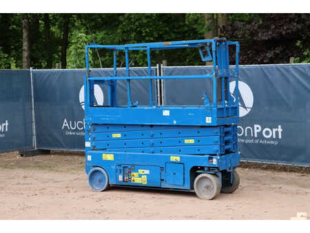 Scherenarbeitsbühne 2007  Genie GS-2632 (3)